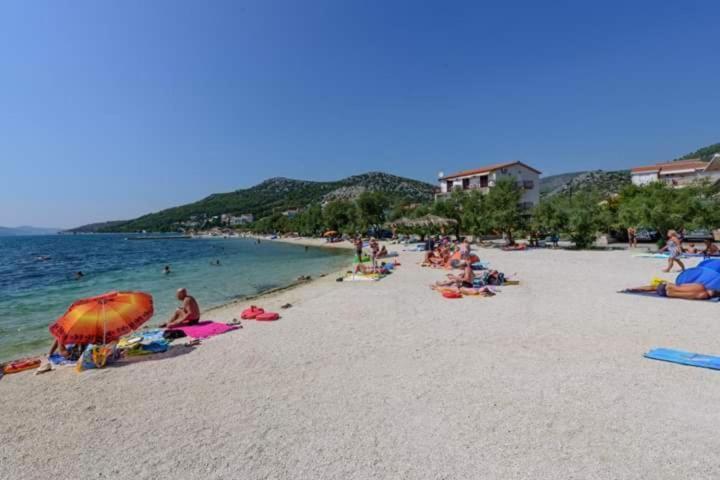 Trogir-Luxury Villa Sapphirus Seget Vranjica Exterior foto