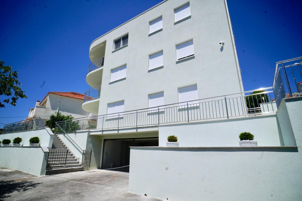 Trogir-Luxury Villa Sapphirus Seget Vranjica Exterior foto